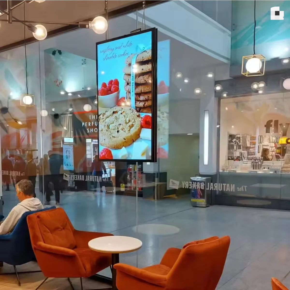 55" Single-Sided 2500nits High Bright Window LCD Poster Display, Android RK3568 2G+32G, Non-Touch, Cloud/APP/USB, Wall-Mount/Floor Stand/Suspended Installation