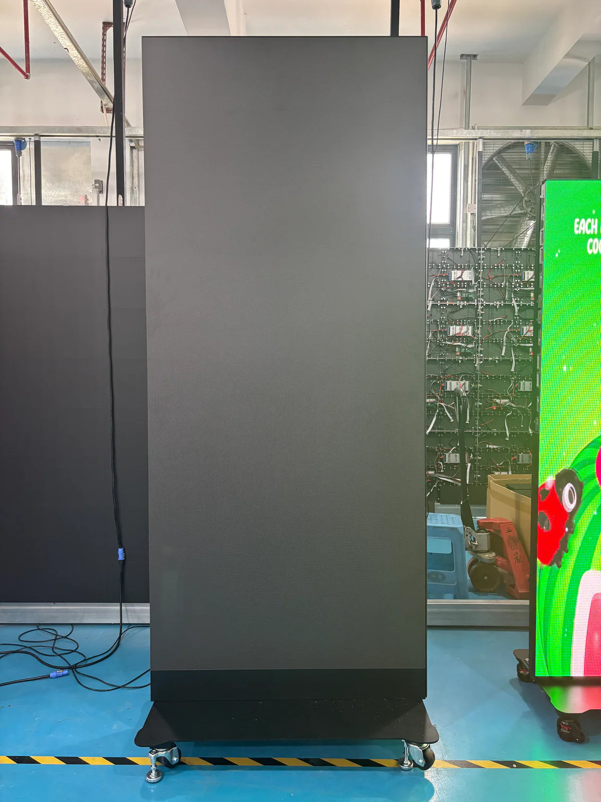 BP-F Series Foldable Extra-Large LED Poster Sign | GOB Surface + Magnetic Frame | 1000×2250mm | P2.6 / P1.95 / P1.56 / P1.25 | 1 set / 3 set Pack / 6 set Pack Available