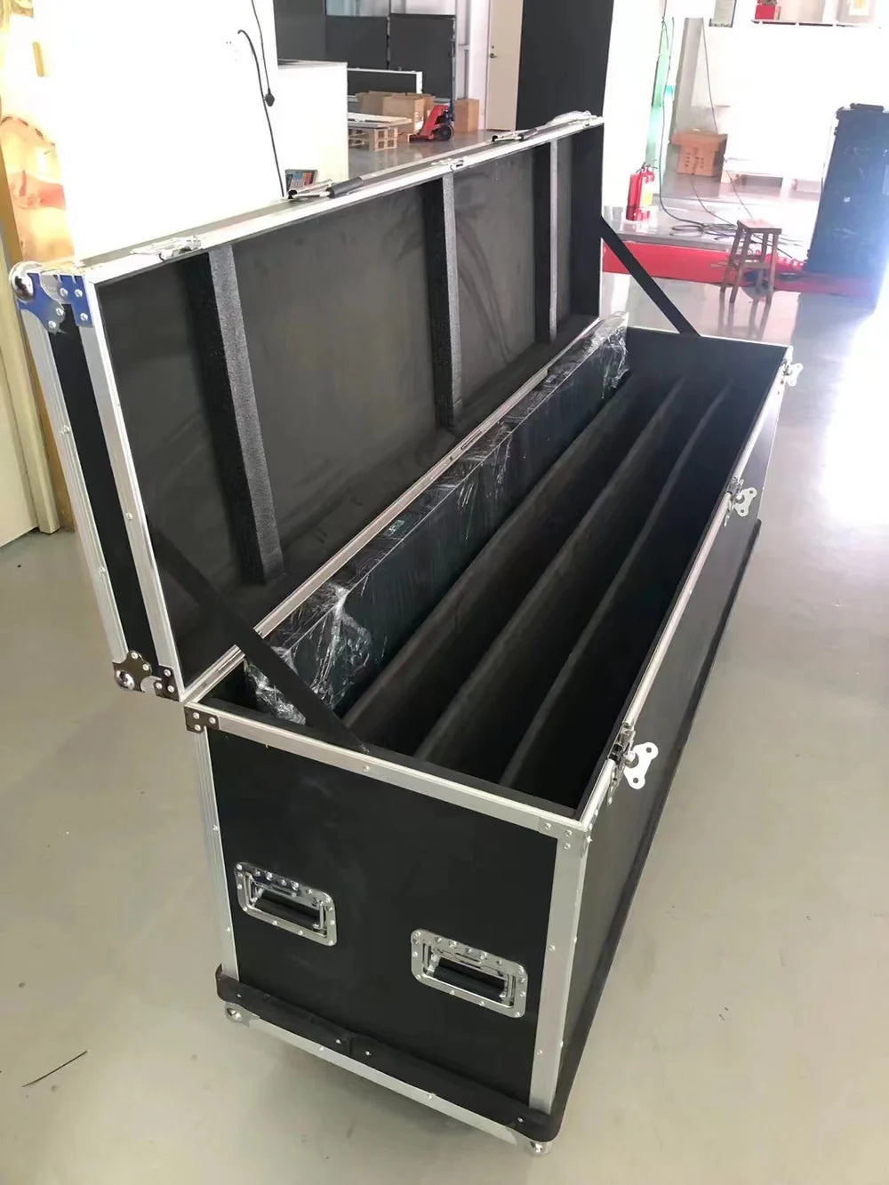 BP-GOB Series LED Screen Display | 2560×1920mm (8.4FT × 6.3FT) | P1.53 / P1.86 / P2.5 | GOB Protective Surface | Turnkey Church & Stage LED Wall